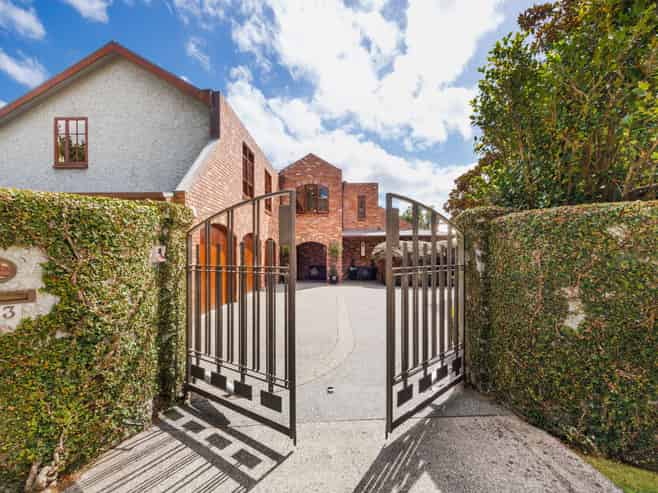 23 Manapouri Crescent, HOKOWHITU