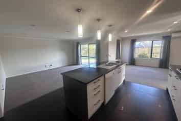 17 Ihimaera Terrace, Cambridge