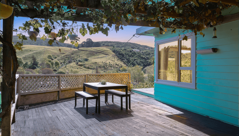 474A Makara Road, Makara