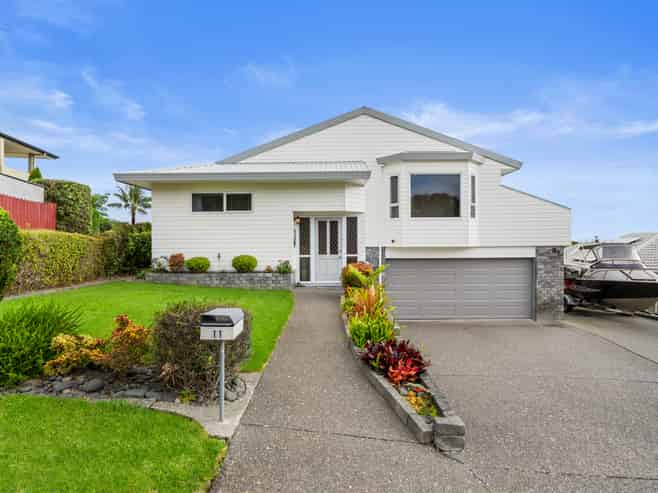 11 Vista Motu, Red Beach