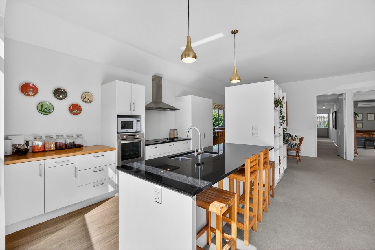 Exceptional City Living - Fler