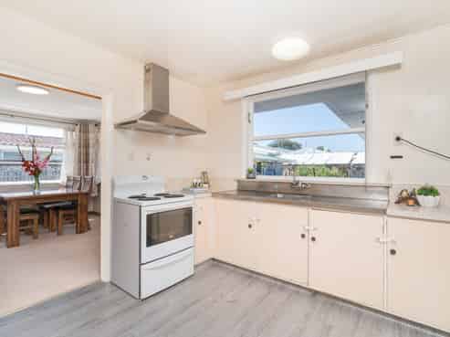 7 Innes Place, Roslyn