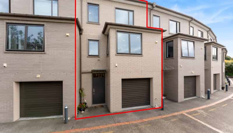 52B/130 Great South Road, Epsom