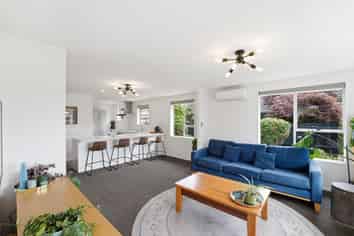 2/17b Prestons Road, Redwood