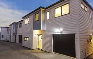 23B Geneva Place, Blockhouse Bay