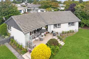 12 Lomax Place, Islington