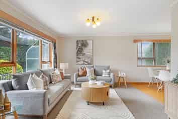 12 Lomax Place, Islington