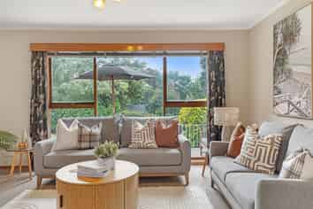 12 Lomax Place, Islington