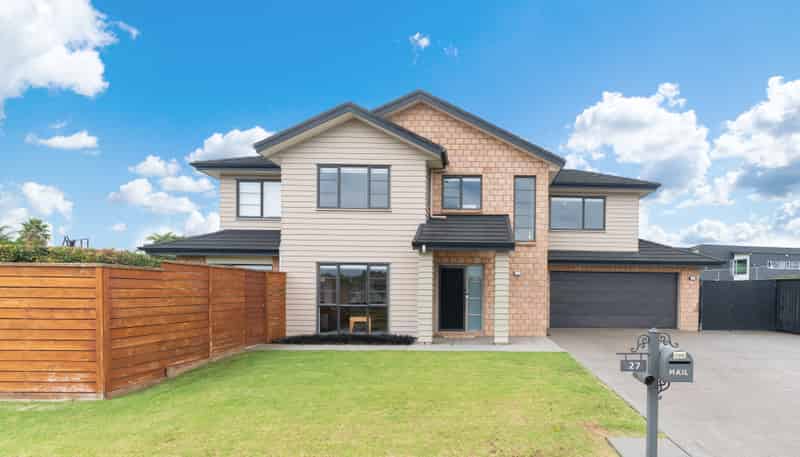 27 Scotsmoor Drive, Wattle Downs