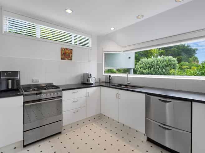 553a East Coast Road, Browns Bay