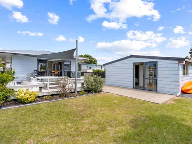 304B Sylvia Road, Whangamata