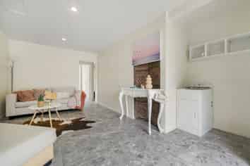 435B West Coast Road, Glen Eden