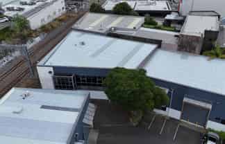 City Fringe Gem: Warehouse, Office & Parking