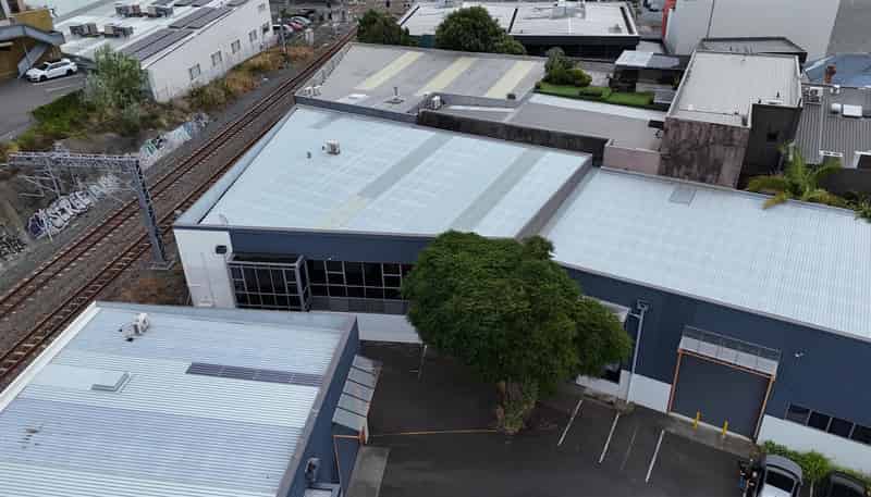  2/322 New North Road, Kingsland