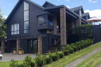 20 The Glebe, Coastlands