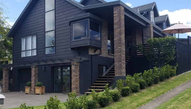 20 The Glebe, Coastlands