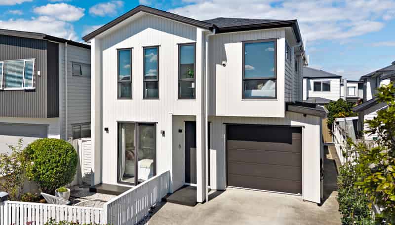 25 Kokowai Parade, Hobsonville