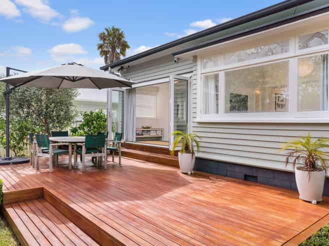 6 Aliford Avenue, One Tree Hill