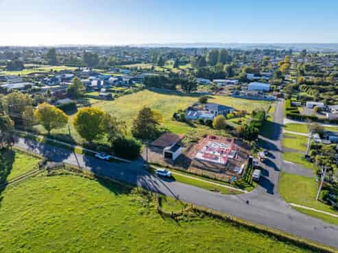 The Elms - Costley Street West, Carterton