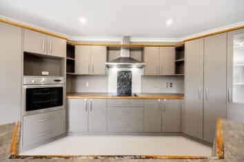 6 Westbury Mews, Huntington