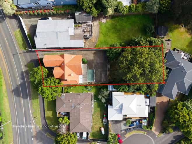 128 River Road, Hamilton East