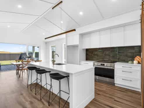 20 Annie Aranui Drive, Poraiti