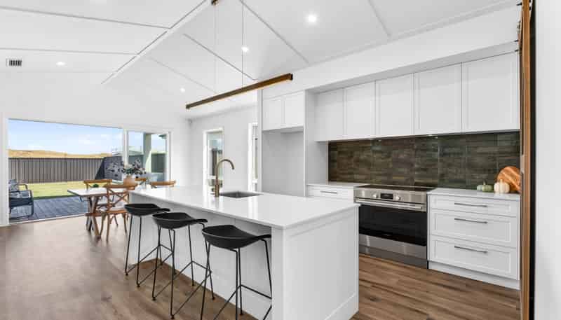 20 Annie Aranui Drive, Poraiti