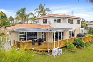 8 Seacrest Drive, West Harbour