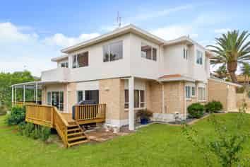 8 Seacrest Drive, West Harbour