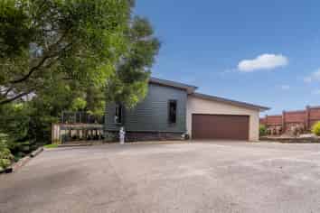 4 Tarapatiki Drive, Whitianga