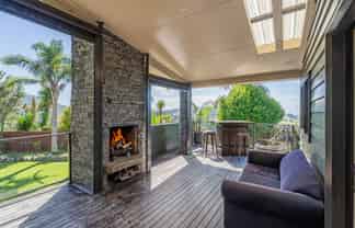 4 Tarapatiki Drive, Whitianga