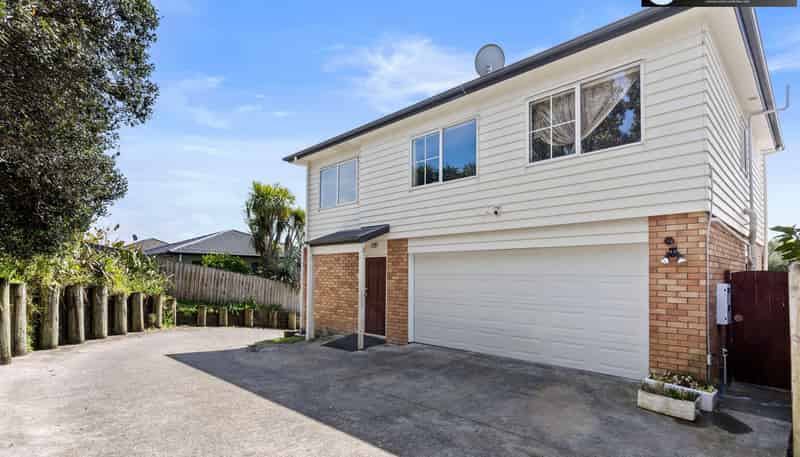 8 Dapple Place, Flat Bush