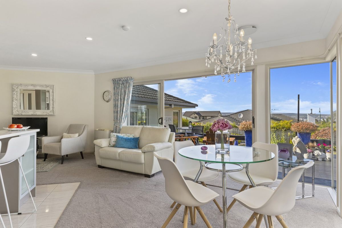 Spacious living, stunning outlook - Ansicht 2