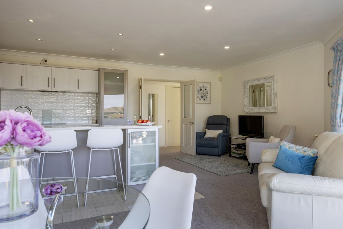 Spacious living, stunning outlook - Ansicht 5