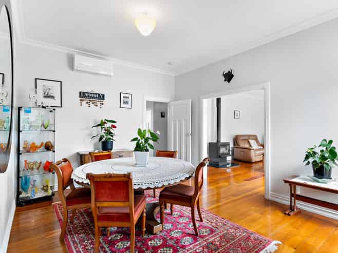 57 Queen Street, Riverhead