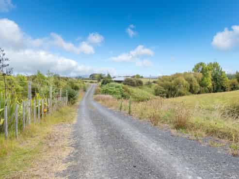 18 Haynes Place, Huntington