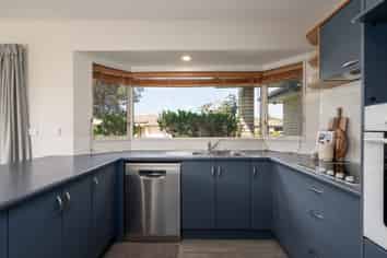  6 Ross Place, Northwood