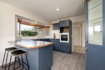  6 Ross Place, Northwood