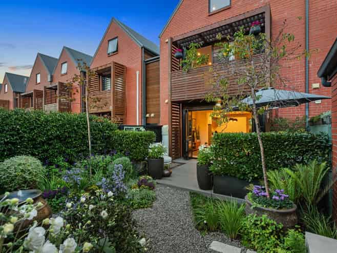 46 Squadron Drive, Hobsonville