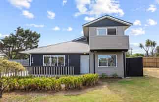 16A Karaka Street, Otaki Beach