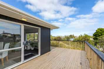 16A Karaka Street, Otaki Beach
