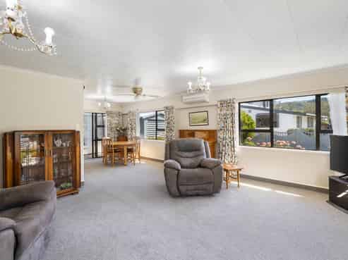 86 Bell Street, Featherston