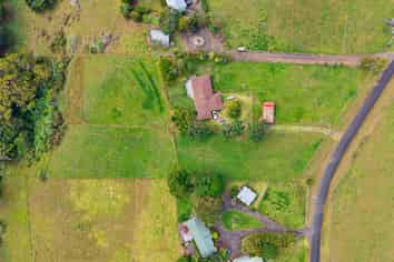 140 Craig Road, Pollok