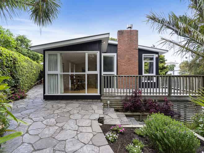 45 Clarendon Road, St Heliers