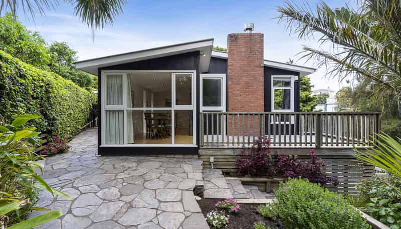 45 Clarendon Road, St Heliers