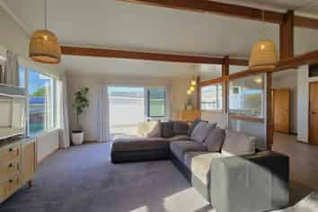 269 Sewell Street, Hokitika