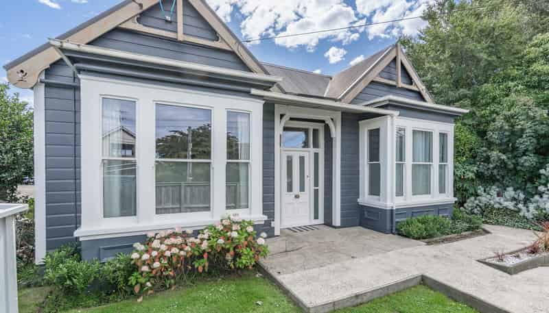 24 Neidpath Road, Mornington