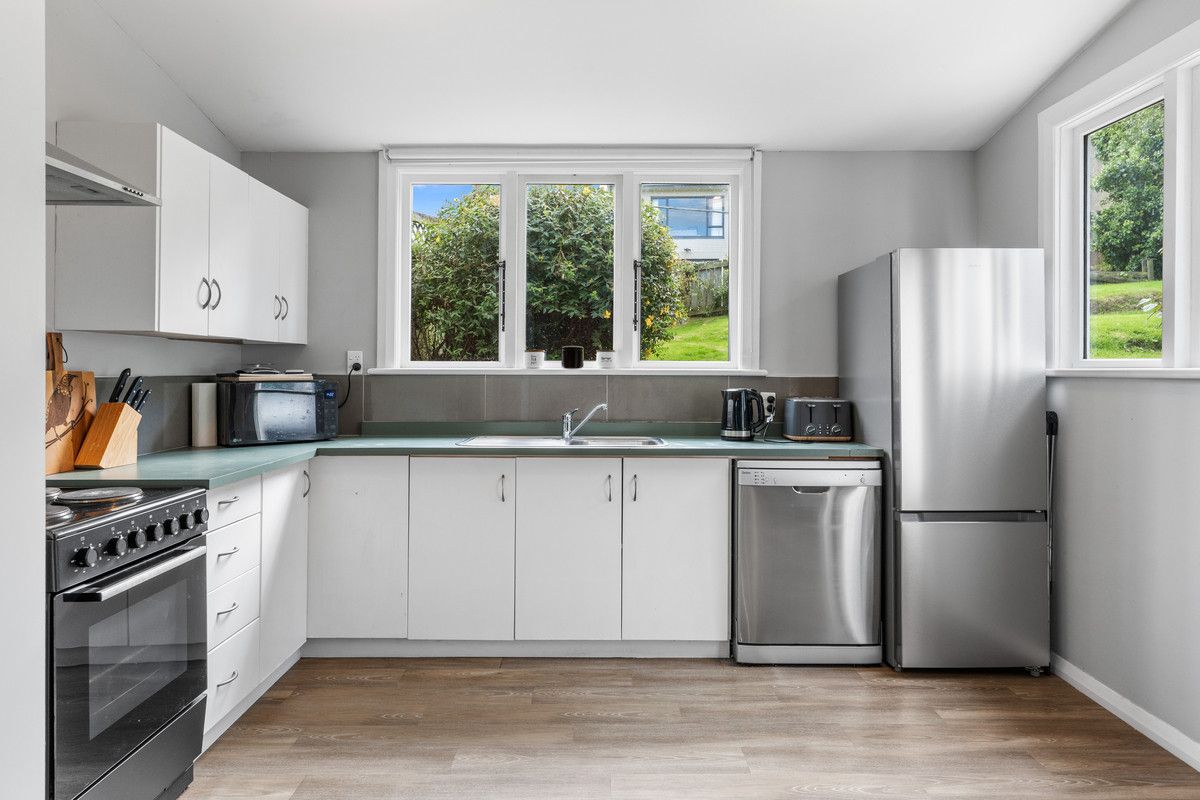 Spacious Family Living in Sought-After Mornington - Ansicht 5