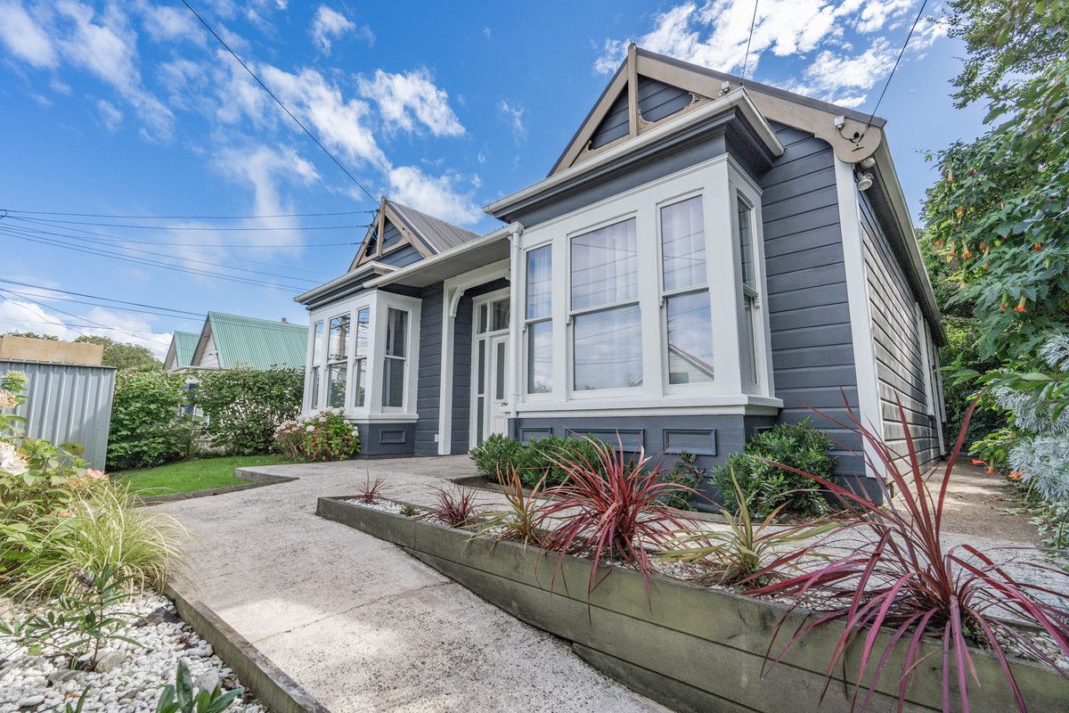 Spacious Family Living in Sought-After Mornington - Ansicht 2