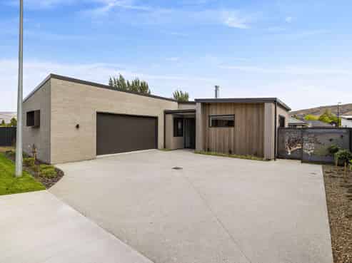 21 Alpha Street, CROMWELL